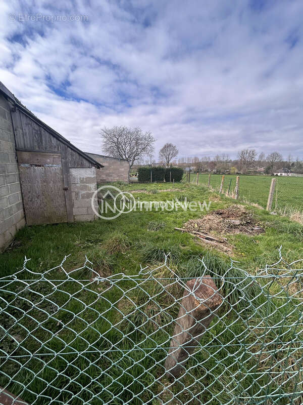 Maison mitoyenne a renover de 84m2 sur 1232m2 de terrain - photo 14