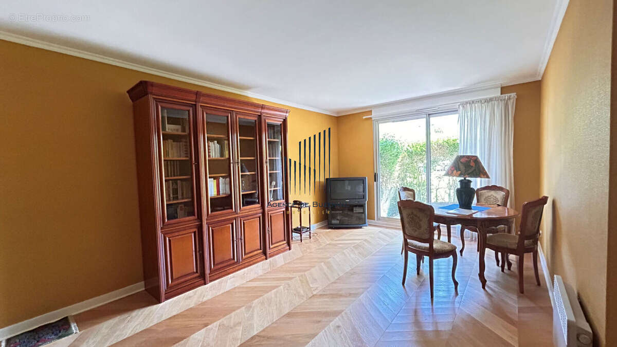 Appartement à RUEIL-MALMAISON