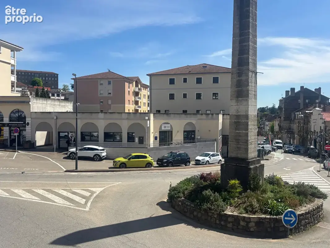 Local commercial Annonay 400 m2 - photo 2