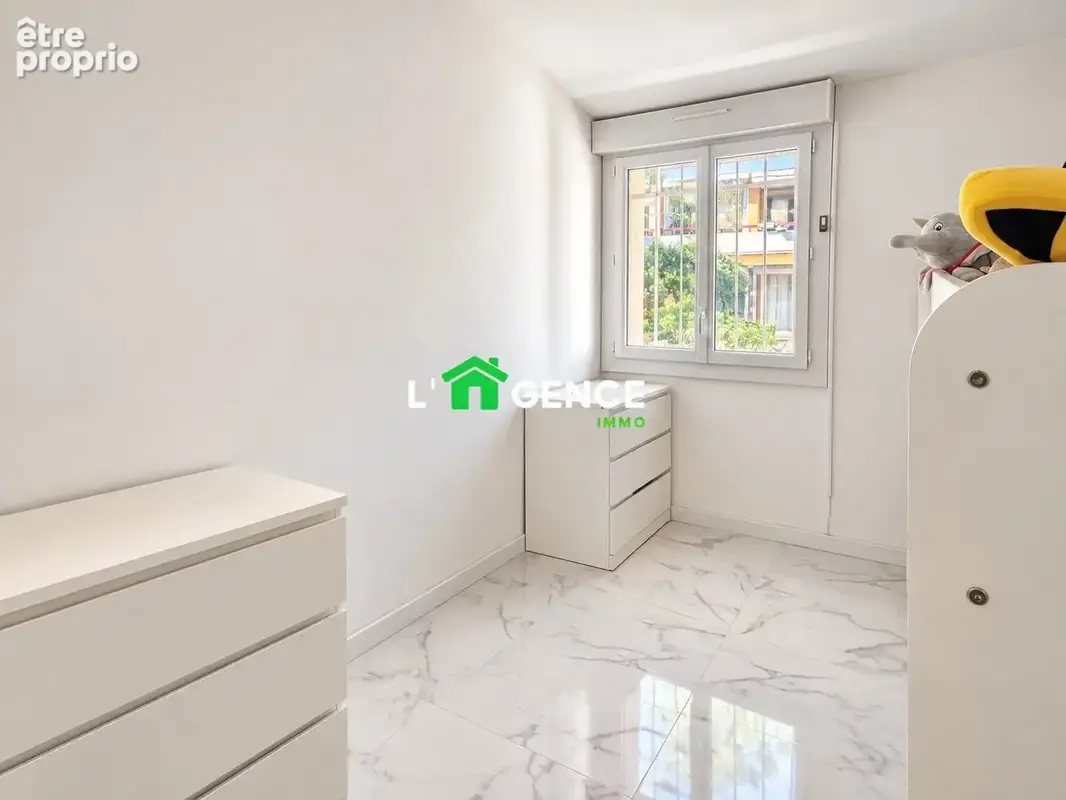 Maison 5 pièces 88 m² à vendre à Martigues (13500) - photo 7