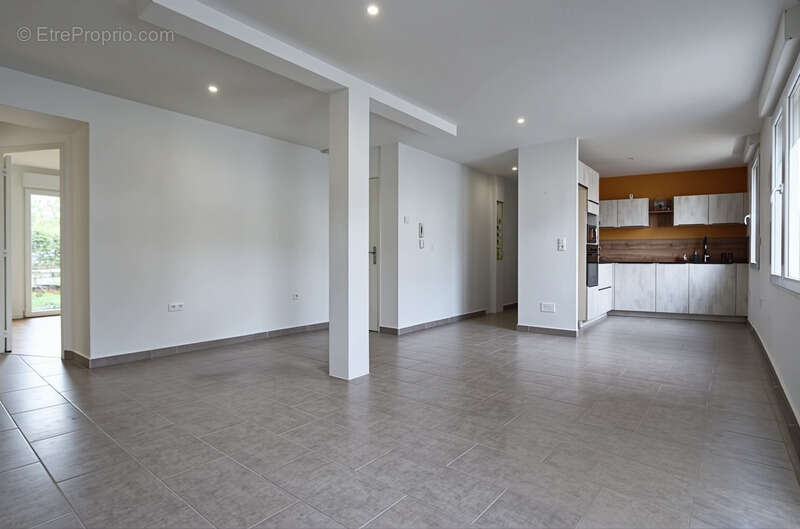 Appartement à ESSEY-LES-NANCY