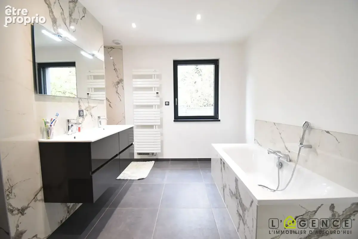 Maison Plain-pied Anould 5 pièces 157 m2 - photo 11