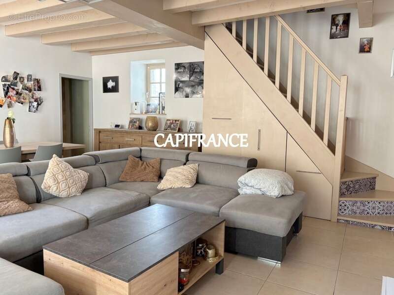 Maison à TAILLEBOURG