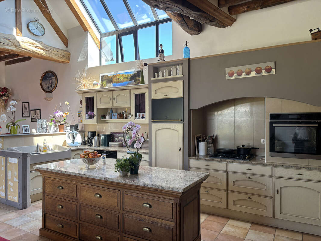 Maison à LE PIN-LA-GARENNE