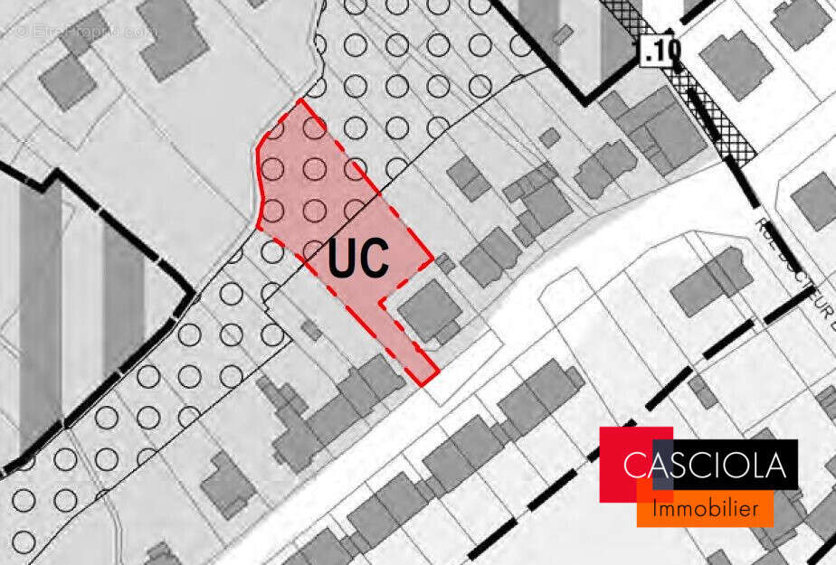 Terrain à LONGEVILLE-LES-METZ