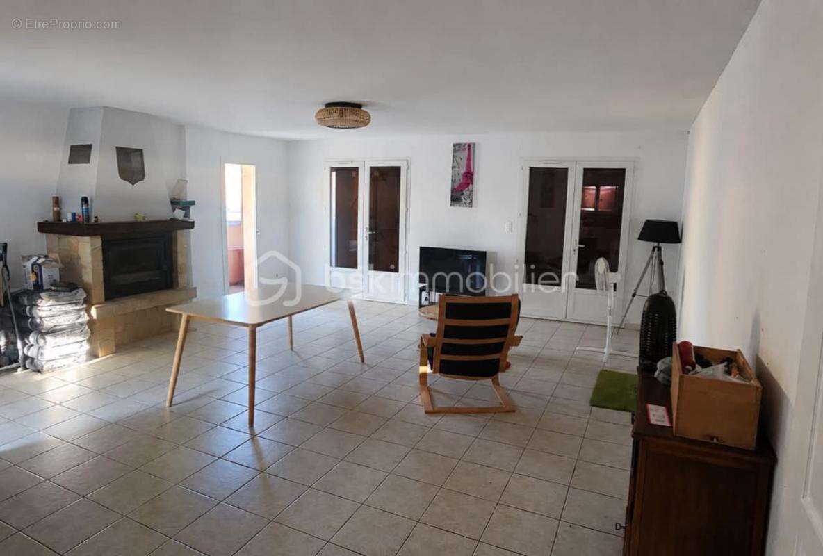 CREYS-MÉPIEU – Maison de plain-pied de 98 m² avec grand terrain – 285 000 € - photo 4