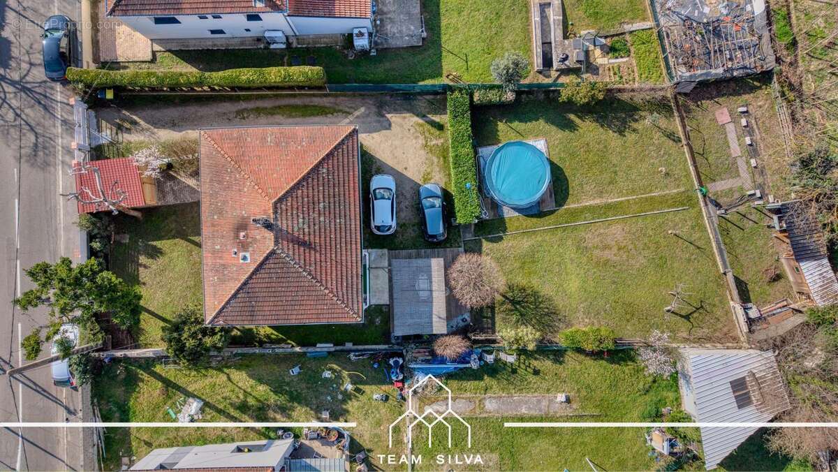 Maison à ROUSSILLON