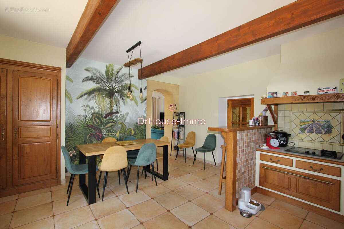 Maison 208 m² à Upie  - photo 14