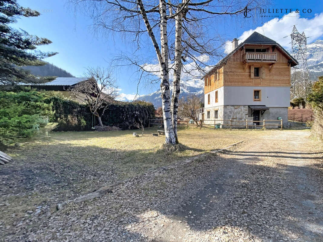 Terrain à LES HOUCHES