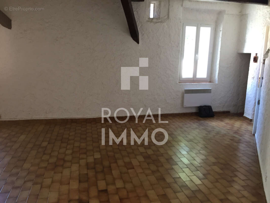 Appartement à OLLIOULES