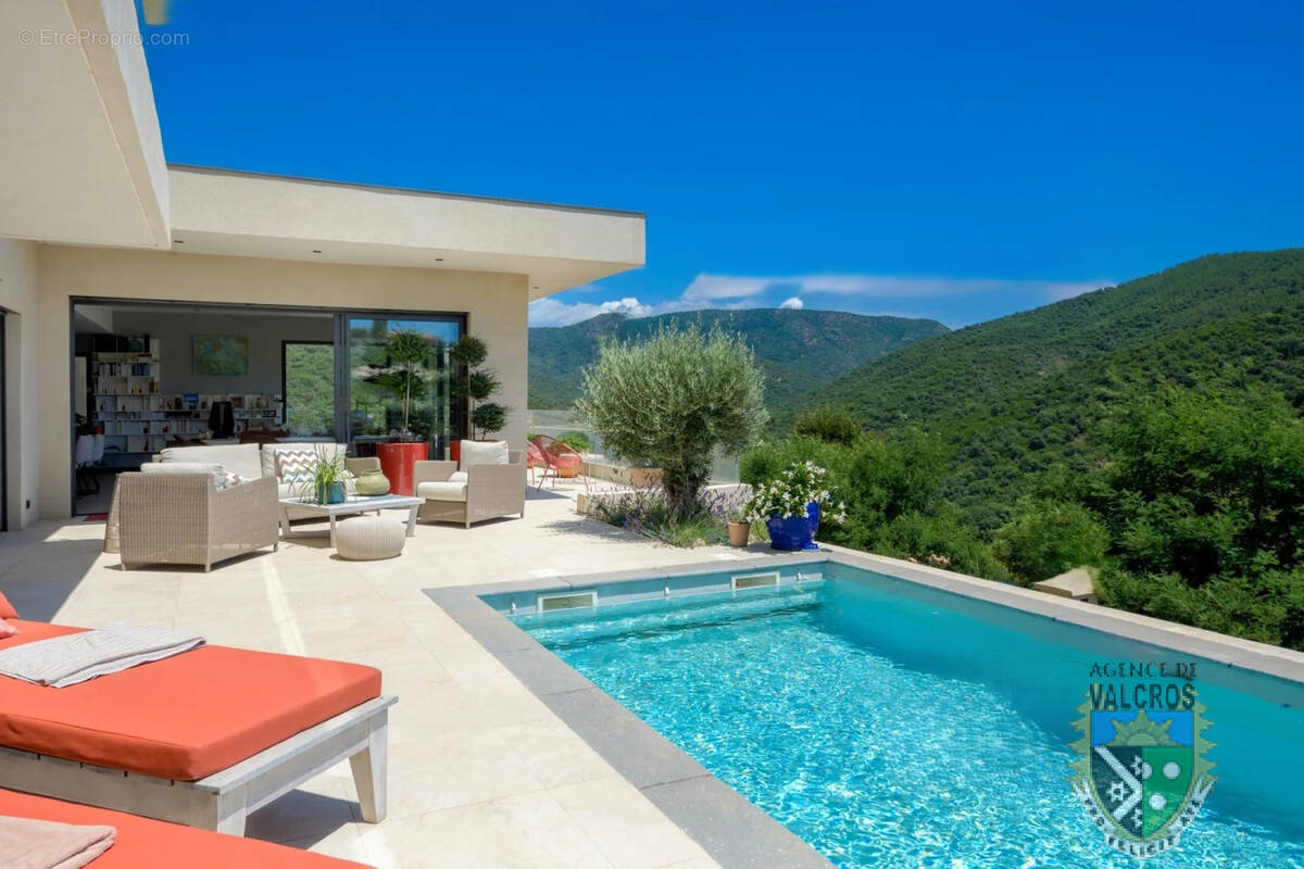 Maison à LA LONDE-LES-MAURES
