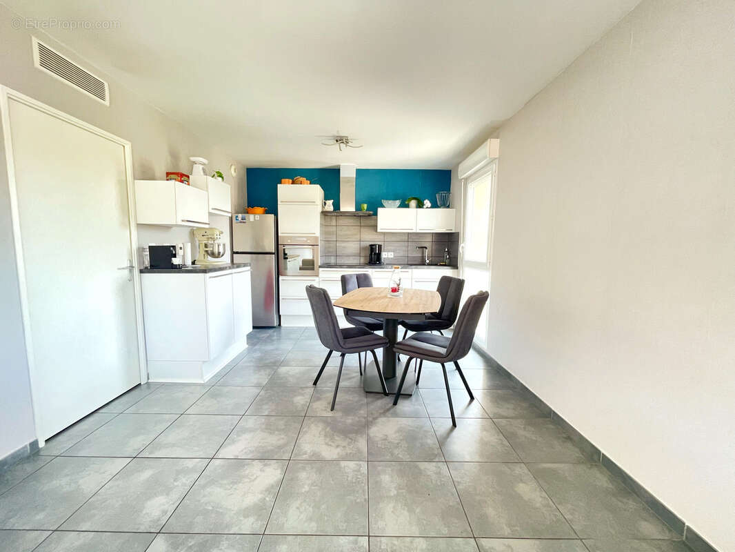 Appartement à VERNAISON