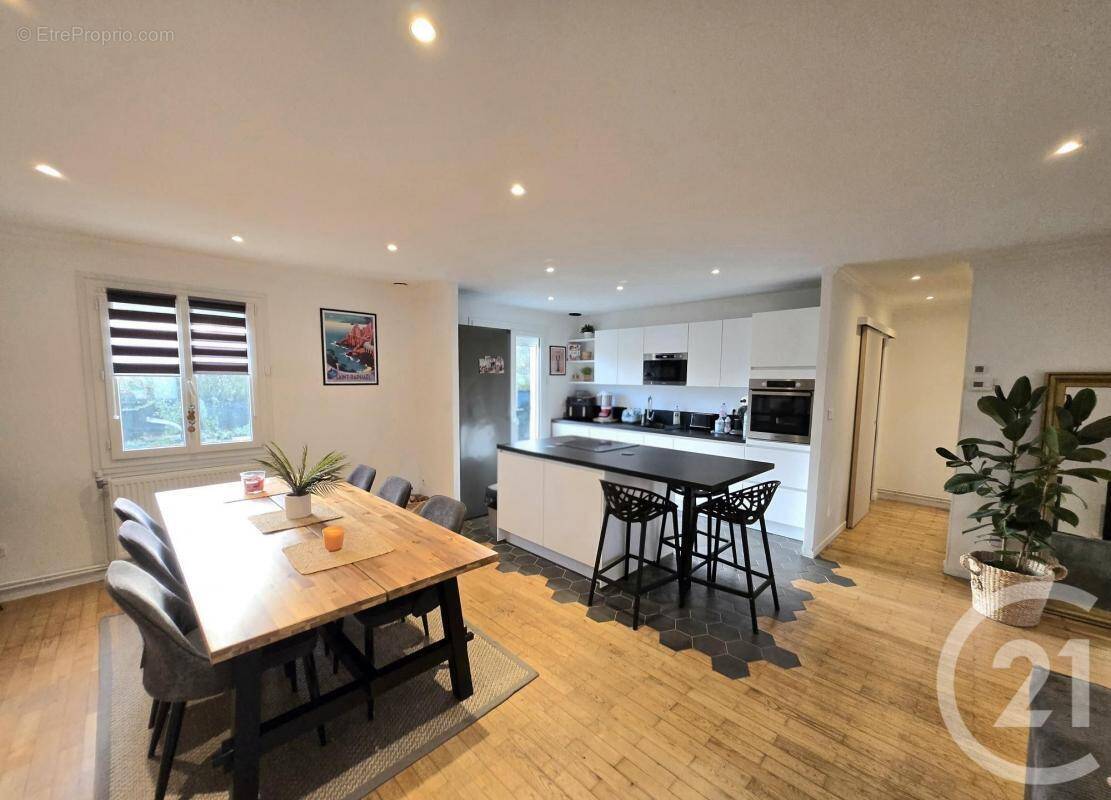 Maison à BRENOUILLE