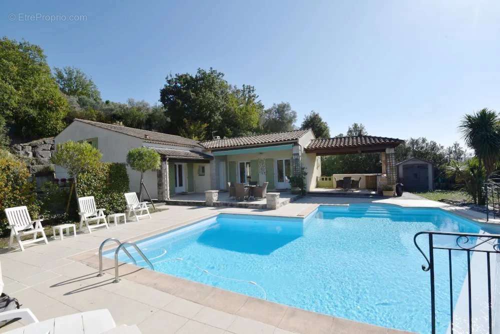 Maison à MONTAUROUX