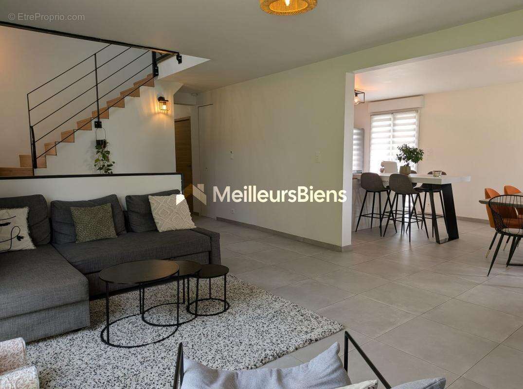 Maison à MERNEL