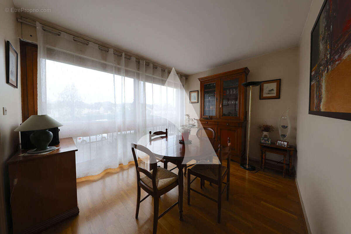 Appartement à RIS-ORANGIS