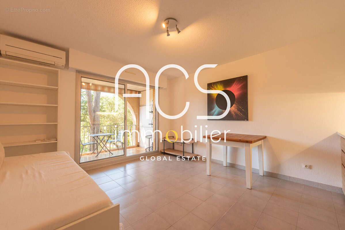 Appartement à SAINT-RAPHAEL