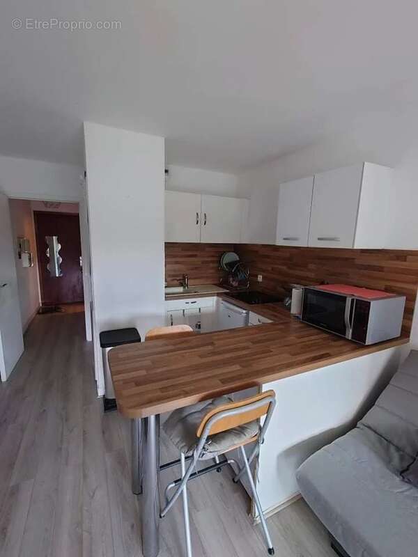 Studio avec Terrasse - PARKING + CAVE - photo 2