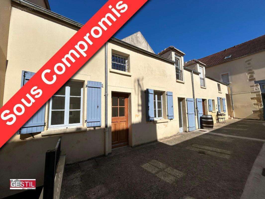 Appartement à NEUVILLE-SUR-OISE