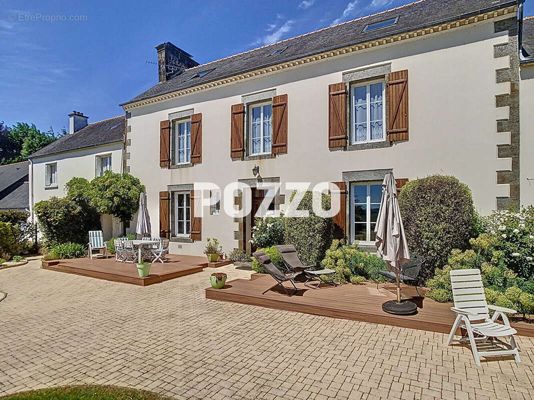 Maison à ROZ-LANDRIEUX