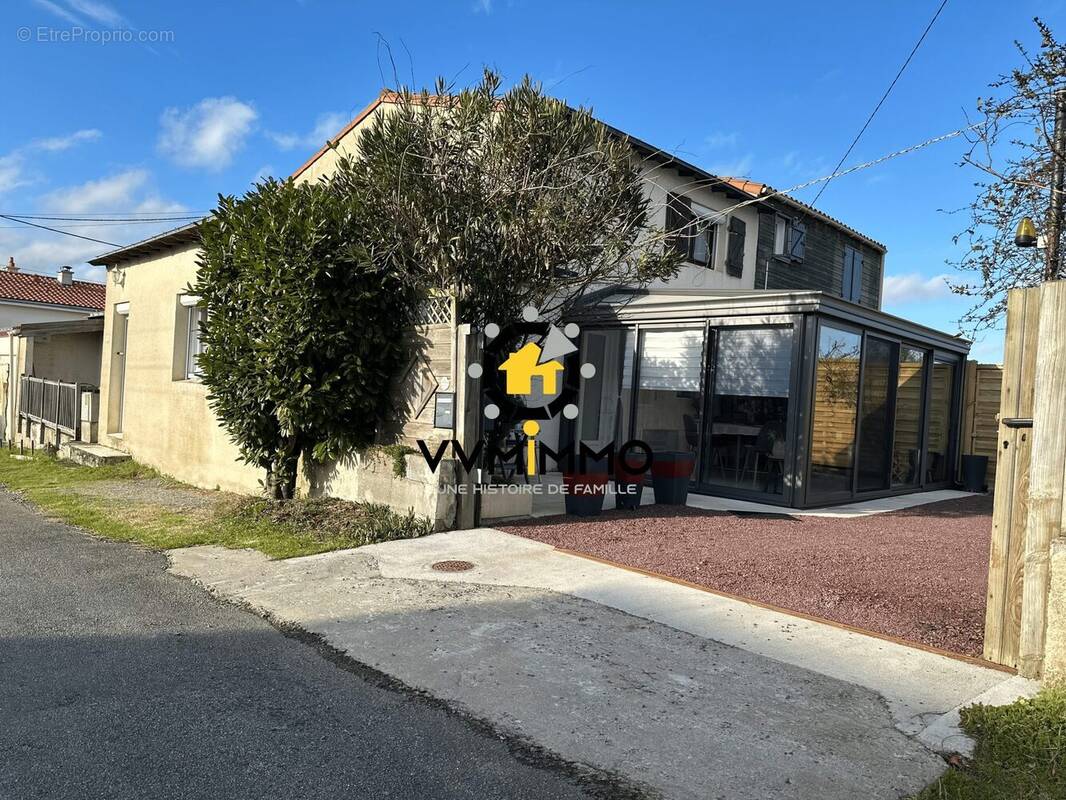 Maison à BARBECHAT