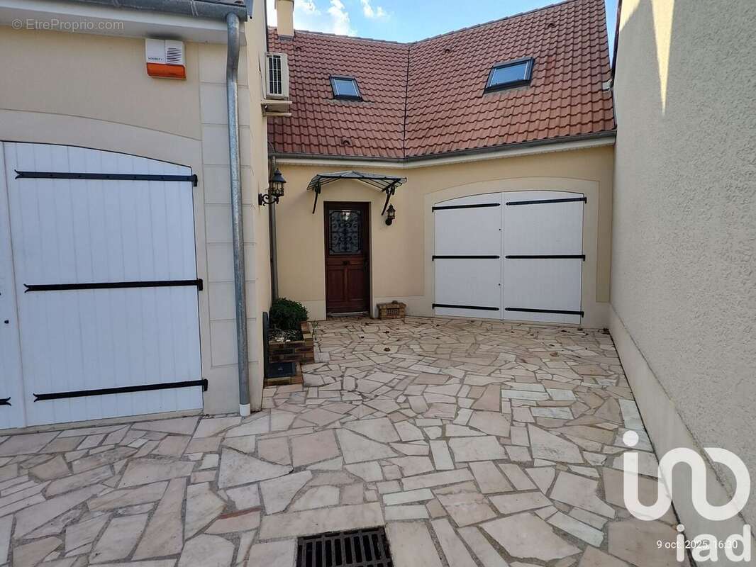 Photo 2 - Maison à LISSES