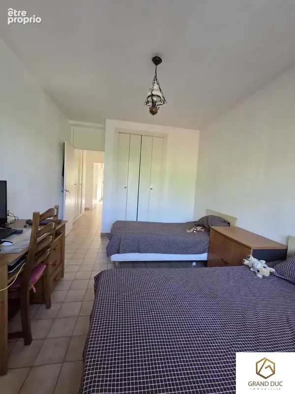 Grand appartement rare balcon 13003 - photo 12