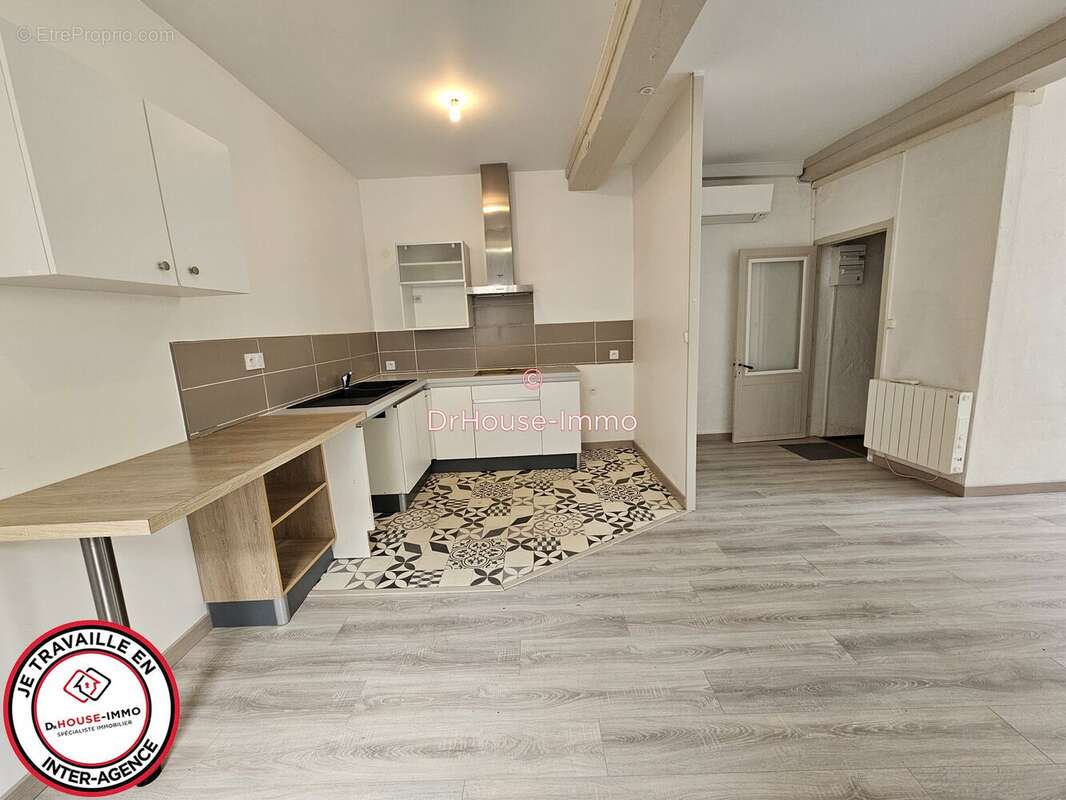 Appartement 61 m² à Blaye  - photo 4