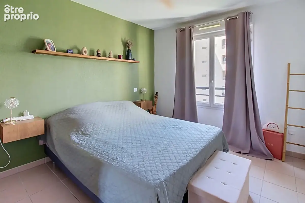 A VENDRE EN EXCLUSIVITÉ à DRAGUIGNAN - Appartement 3 pièces 58 m² avec terrasse dans résidence sécurisée récente - photo 5