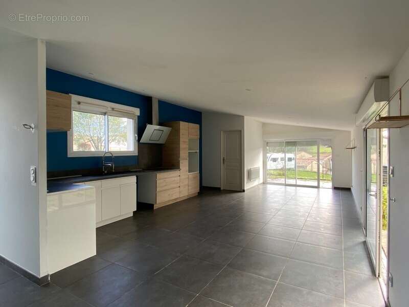 Maison à CARIGNAN-DE-BORDEAUX