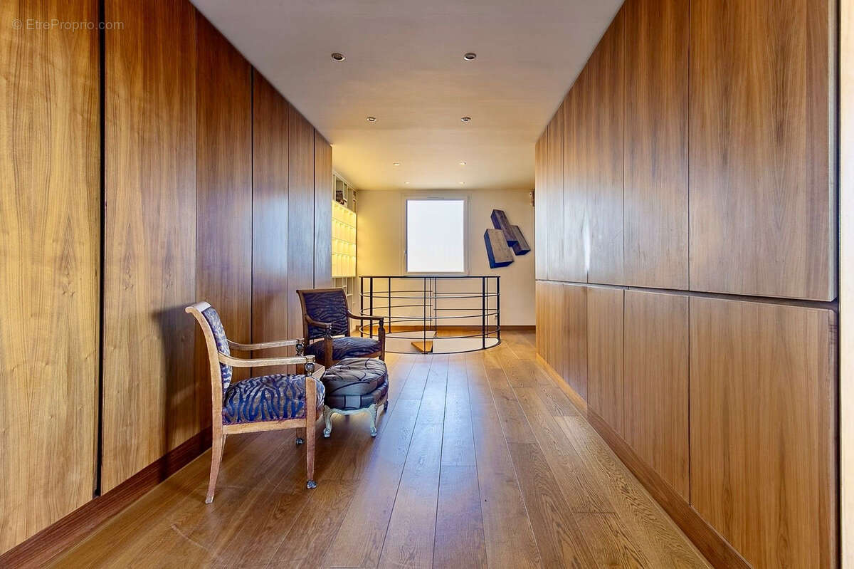 Appartement à MARSEILLE-6E