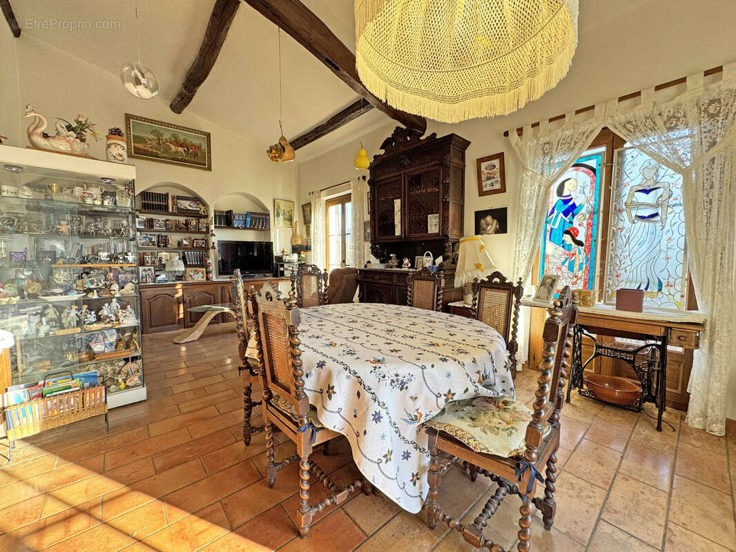Maison à GATTIERES