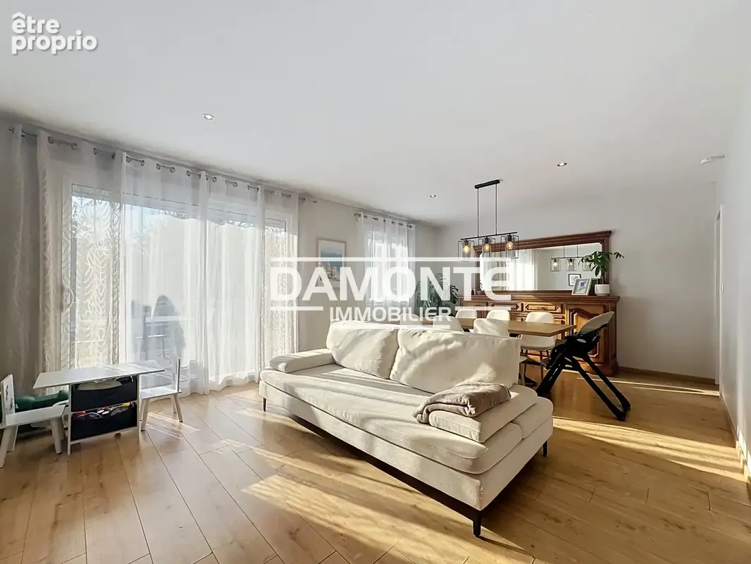 Maison de plain-pied - 93m2 - Saint-Thibault - photo 2