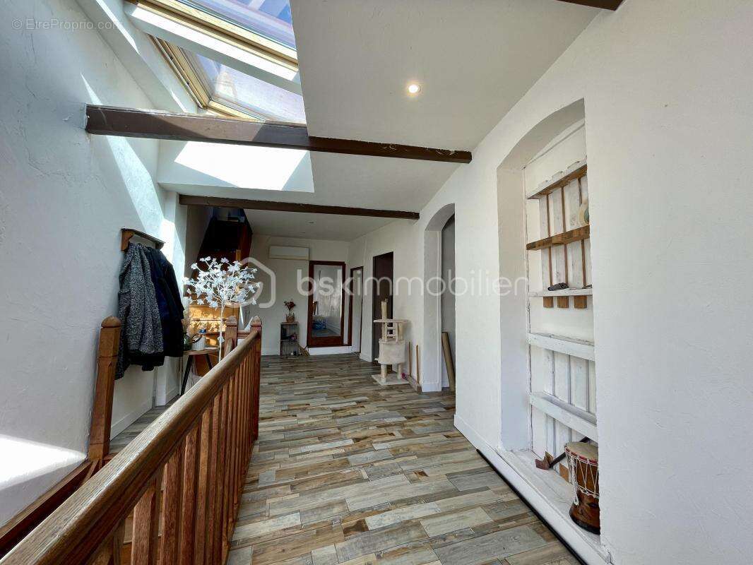 Maison 5 pièces 170m2 - photo 8