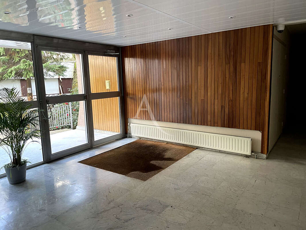 Appartement à PARIS-19E