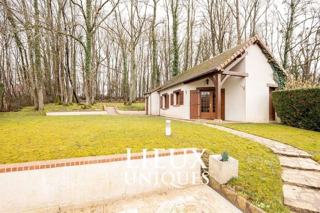 Maison à CELLETTES