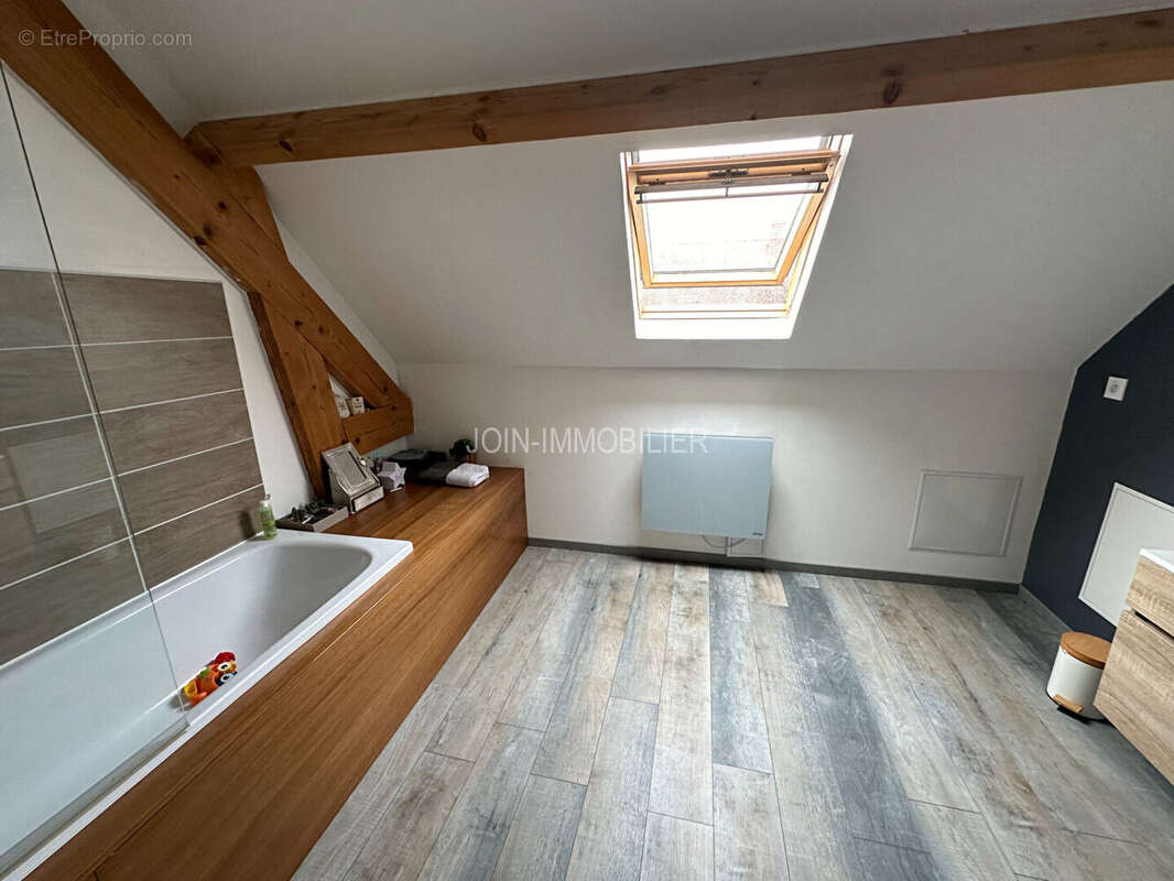 Maison à SAINT-MARTIN-EN-CAMPAGNE