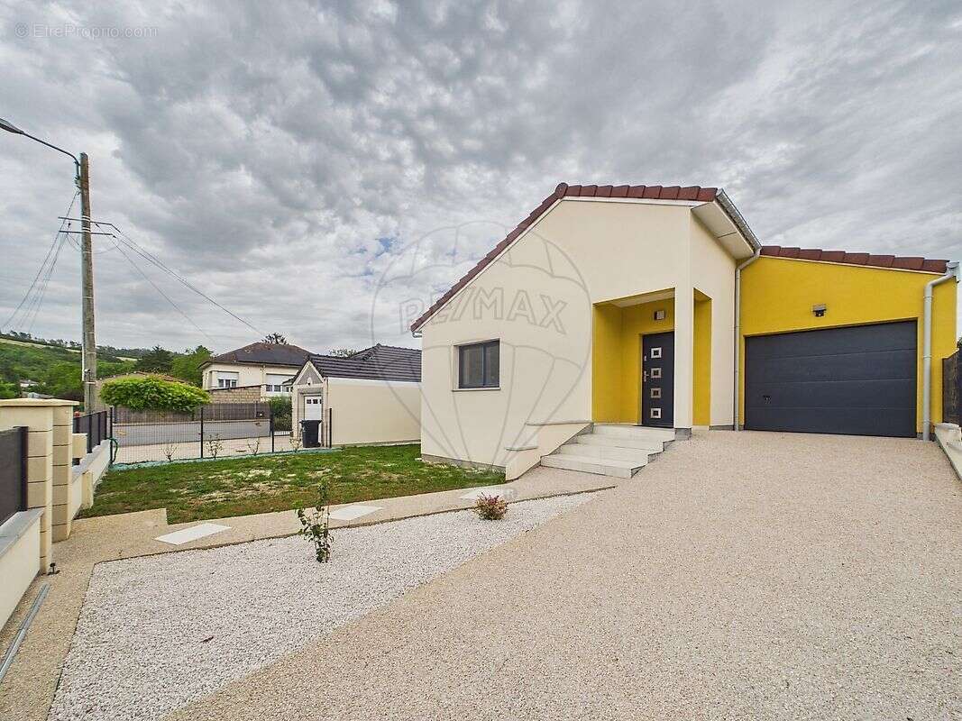 Maison à BELLEVILLE-SUR-MEUSE