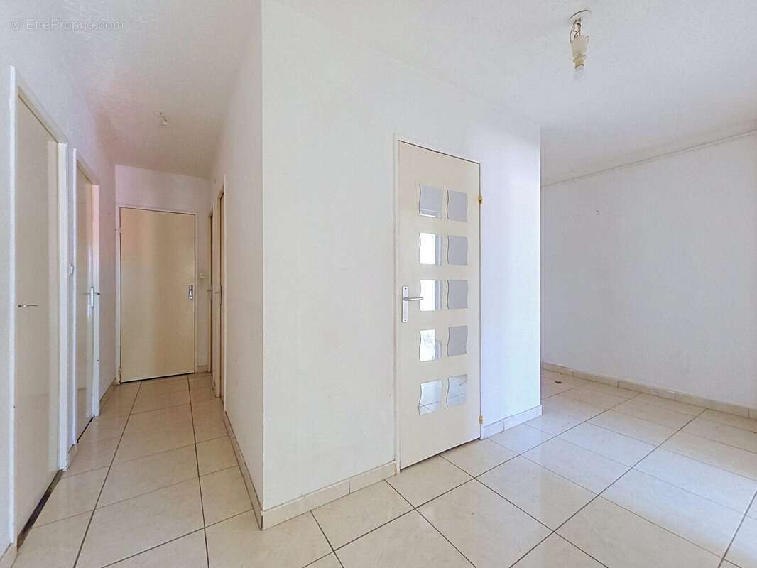 Appartement 65 m² à Montbeliard  - photo 6