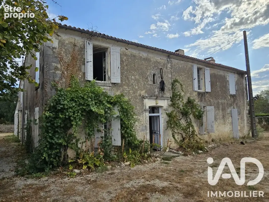 Photo 1 - Maison à LUSSANT