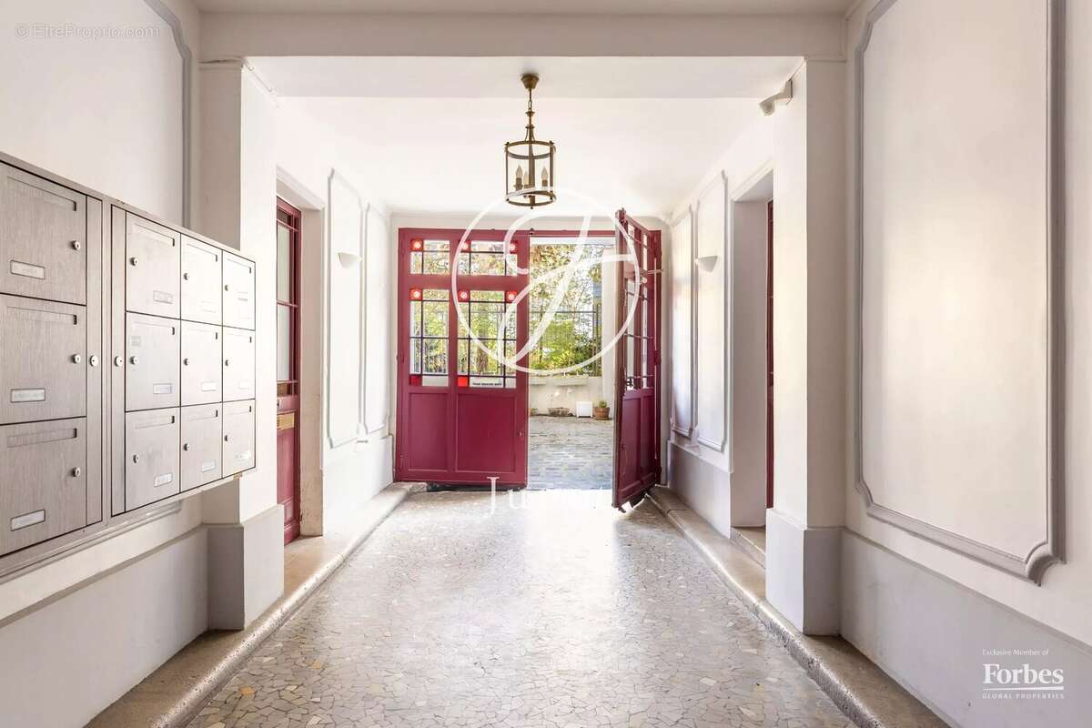 Appartement à LEVALLOIS-PERRET