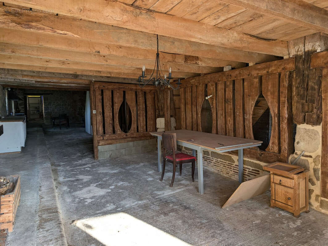 Superbe propriété avec de nombreuses dépendances en campagne - photo 9