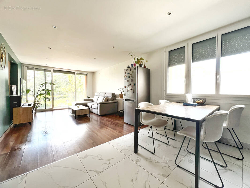 Appartement à SAINT-PRIEST