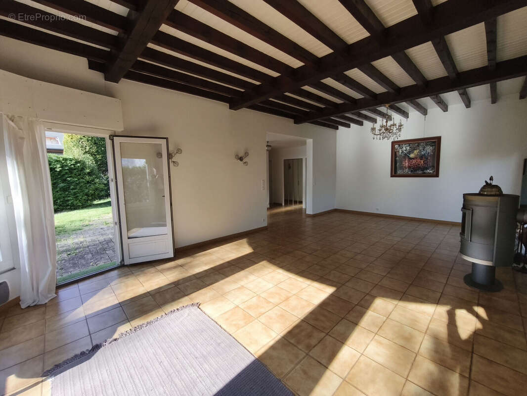 Photo 2 - Maison à SAINT-PRIEST-EN-JAREZ