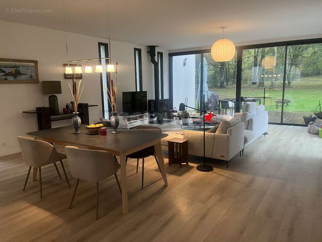 Maison à DREMIL-LAFAGE