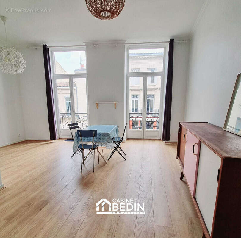 Appartement à BORDEAUX