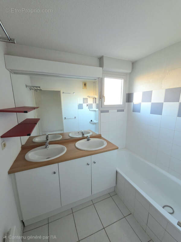 Appartement à FONBEAUZARD