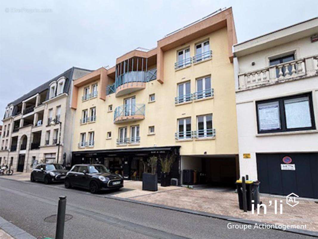 Appartement à LE PERREUX-SUR-MARNE