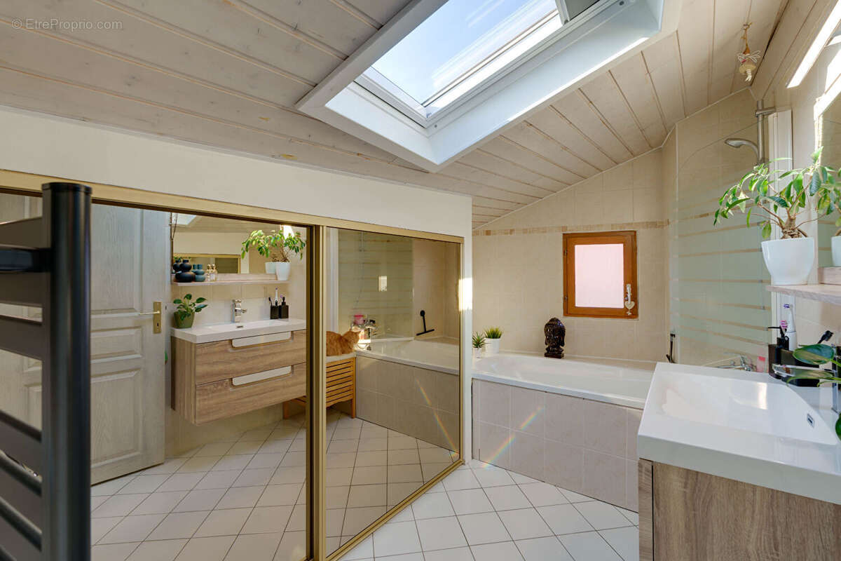 Maison Marin 3 pièces 61.26m² au calme et pleine de charme - photo 5