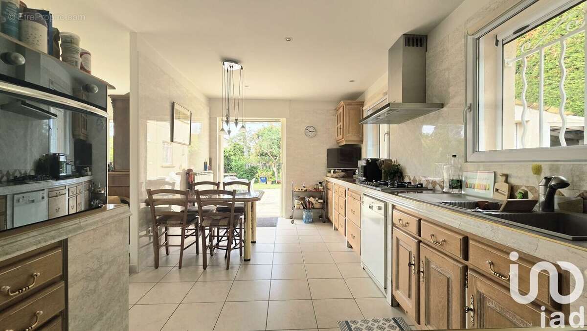 Photo 2 - Maison à SAINT-RAPHAEL